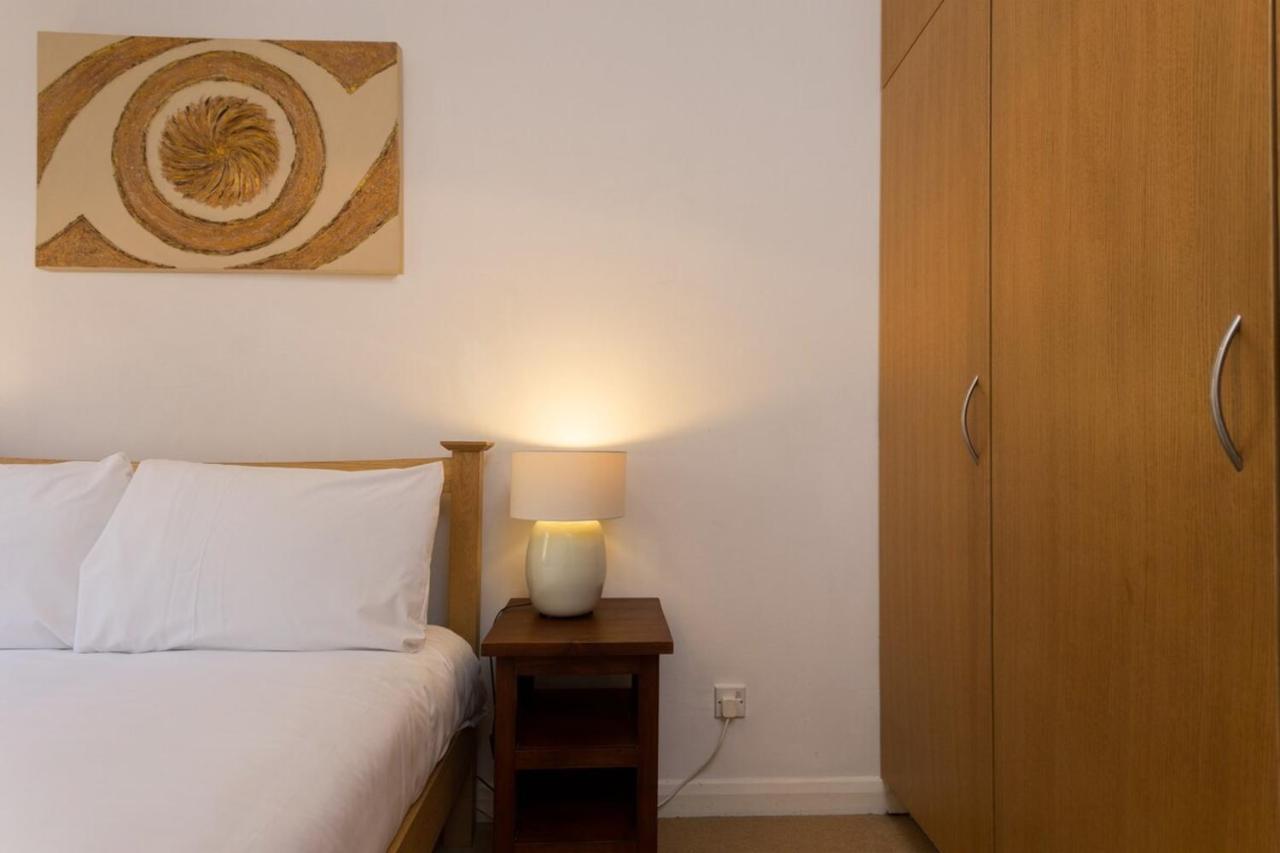 Bright And Spacious 1 Bedroom In The Heart Of Kensington Apartament *